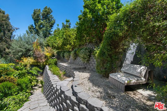 3035 Lake Glen Drive, Beverly Hills, CA 90210