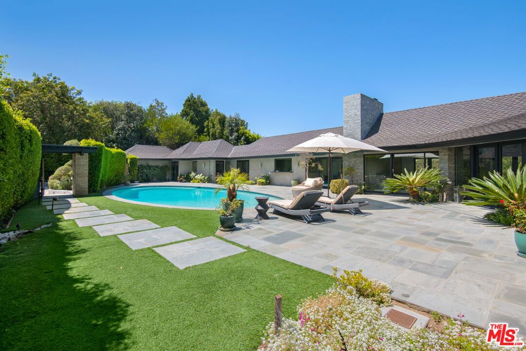 3035 Lake Glen Drive, Beverly Hills, CA 90210
