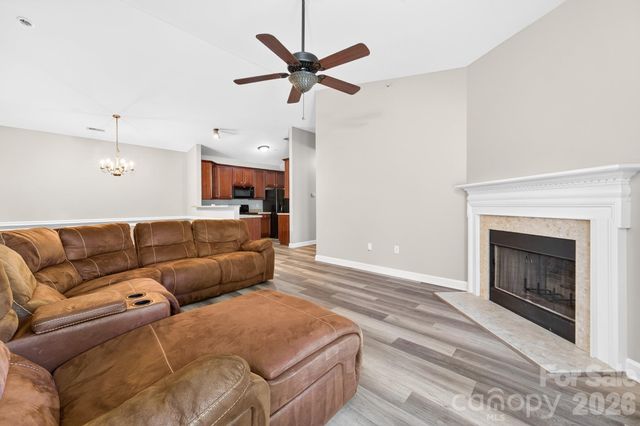 11721 Ridgeway Park Drive, Charlotte, NC 28277