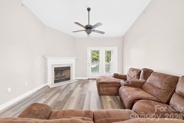 11721 Ridgeway Park Drive, Charlotte, NC 28277