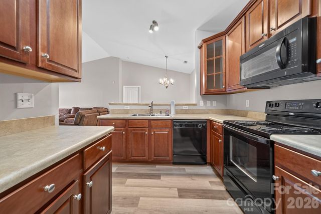 11721 Ridgeway Park Drive, Charlotte, NC 28277