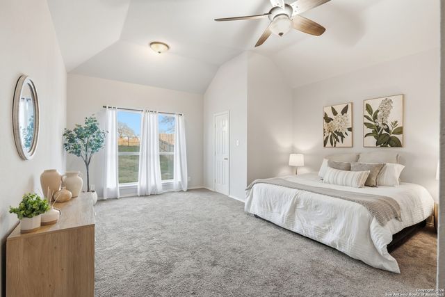 144 Las Palomas Dr, La Vernia, TX 78121