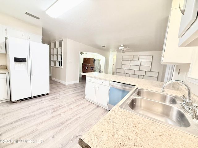 1711 James Madison Drive, Biloxi, MS 39531