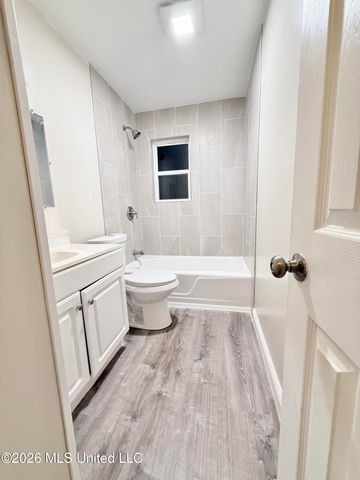 1711 James Madison Drive, Biloxi, MS 39531