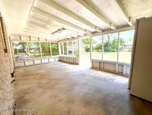 1711 James Madison Drive, Biloxi, MS 39531