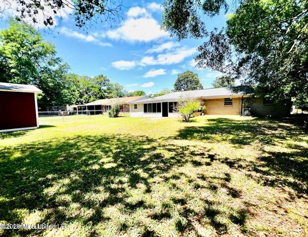 1711 James Madison Drive, Biloxi, MS 39531