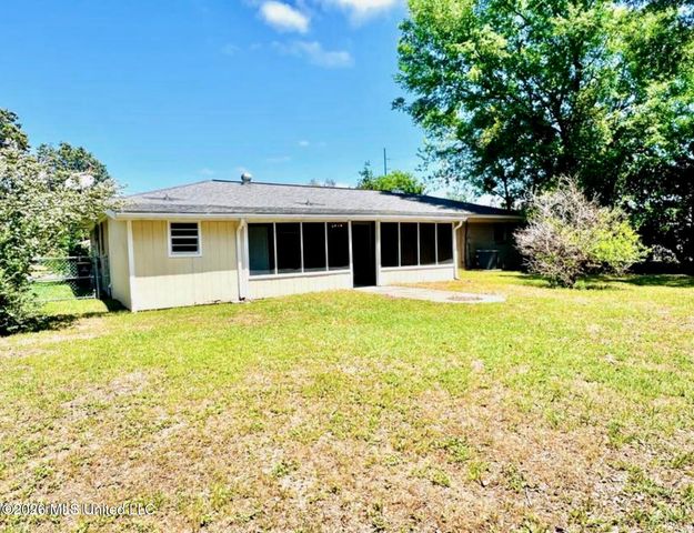 1711 James Madison Drive, Biloxi, MS 39531
