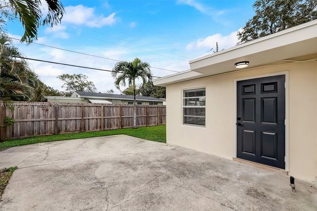 1601 SW 32nd Pl, Fort Lauderdale, FL 33315
