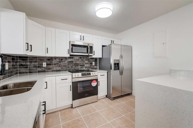 1601 SW 32nd Pl, Fort Lauderdale, FL 33315