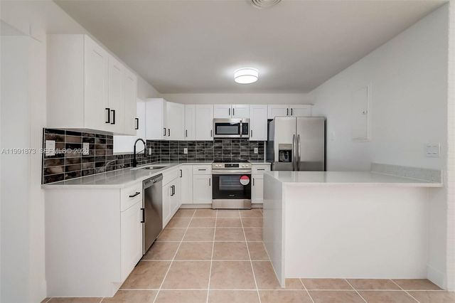 1601 SW 32nd Pl, Fort Lauderdale, FL 33315