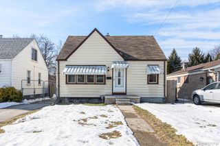 28441 Jahns Drive, Roseville, MI 48066