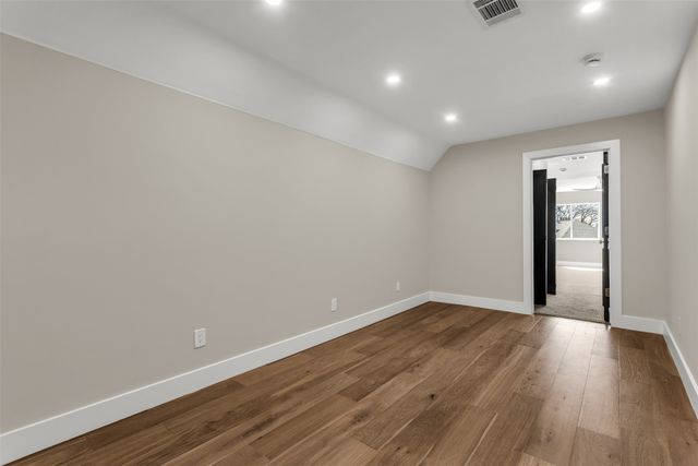 5815 Coolwater Cove, Dallas, TX 75252