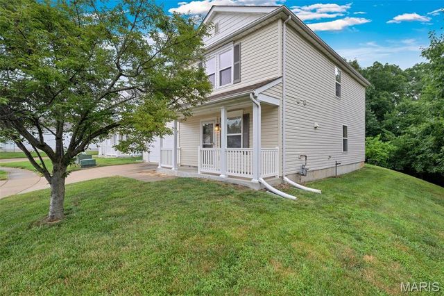 520 Glengarry Court, Wentzville, MO 63385