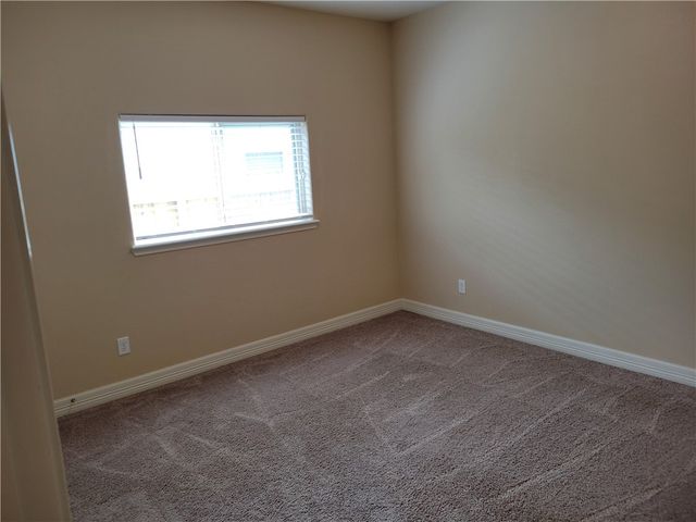 2213 Diamond Dr, Corpus Christi, TX 78414