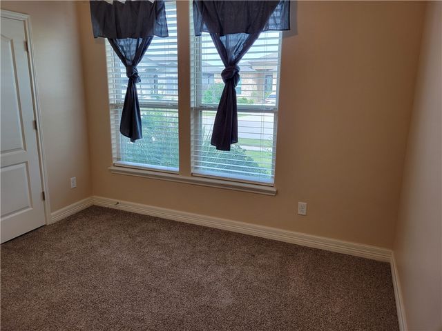 2213 Diamond Dr, Corpus Christi, TX 78414
