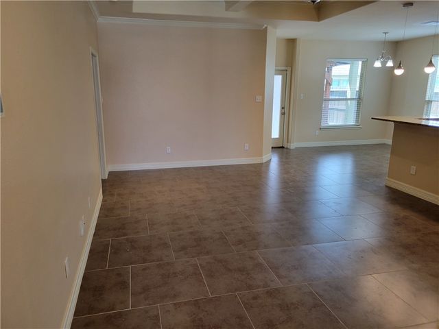 2213 Diamond Dr, Corpus Christi, TX 78414