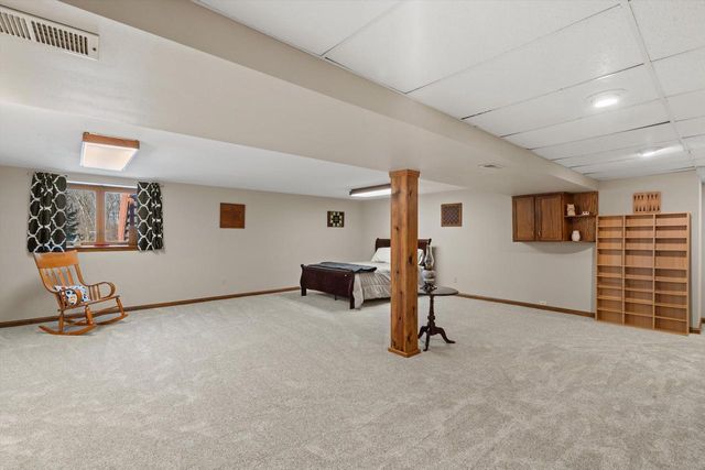 W159N11449 Red Oak CIRCLE, Germantown, WI 53022