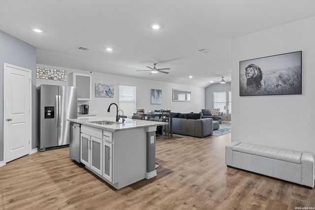 21258 Watercourse, San Antonio, TX 78266