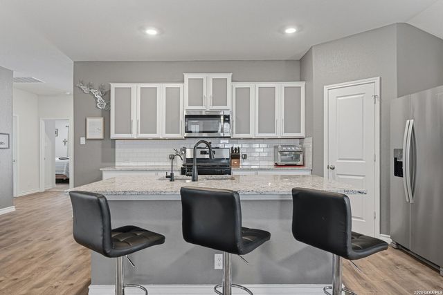 21258 Watercourse, San Antonio, TX 78266