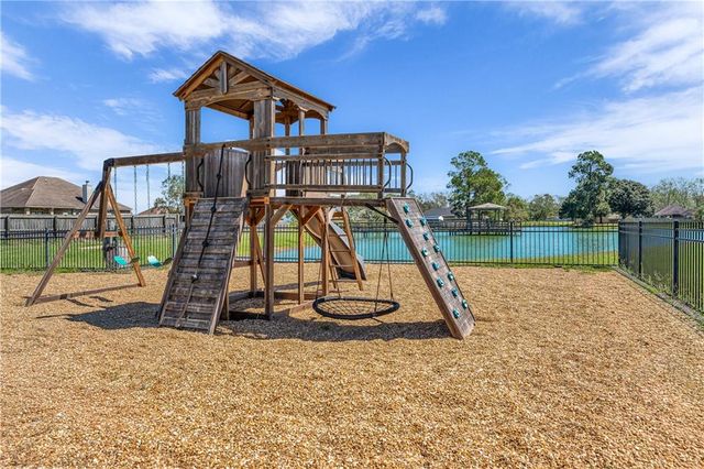 10189 Bridgewater Drive, Theodore, AL 36582