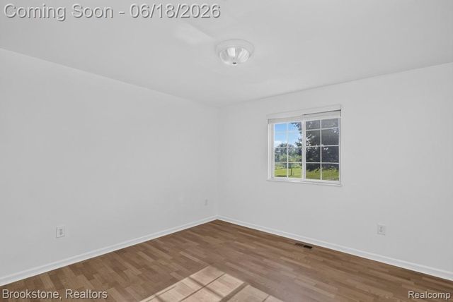62580 Omo Road, Lenox, MI 48048