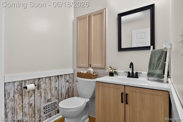 62580 Omo Road, Lenox, MI 48048