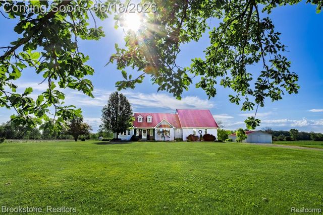 62580 Omo Road, Lenox, MI 48048