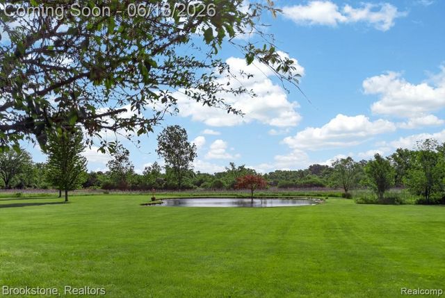 62580 Omo Road, Lenox, MI 48048