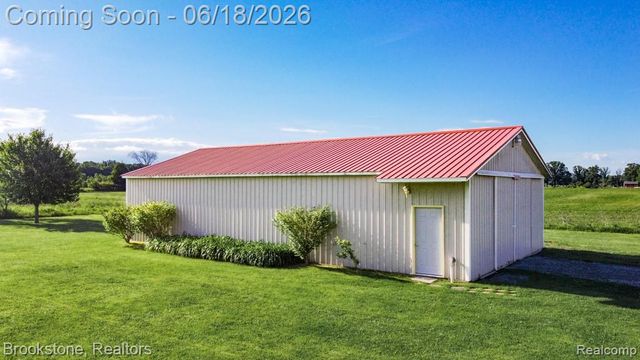 62580 Omo Road, Lenox, MI 48048