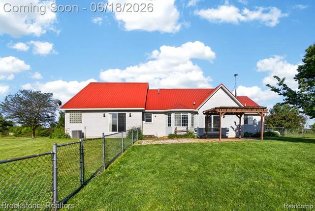 62580 Omo Road, Lenox, MI 48048