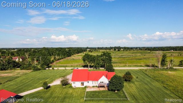 62580 Omo Road, Lenox, MI 48048
