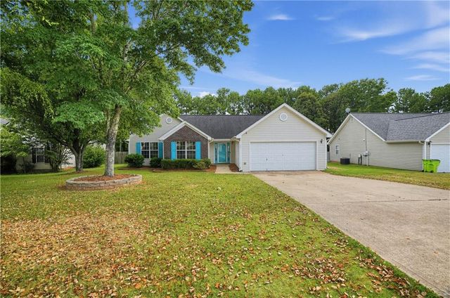 116 Goldleaf Drive, Hampton, GA 30228