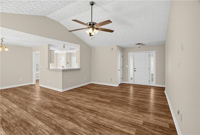 116 Goldleaf Drive, Hampton, GA 30228