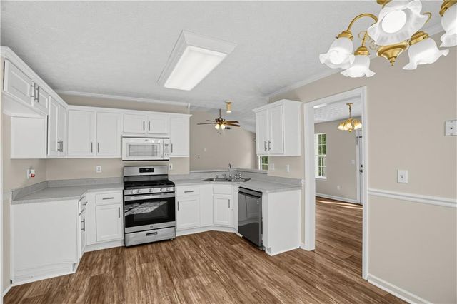 116 Goldleaf Drive, Hampton, GA 30228