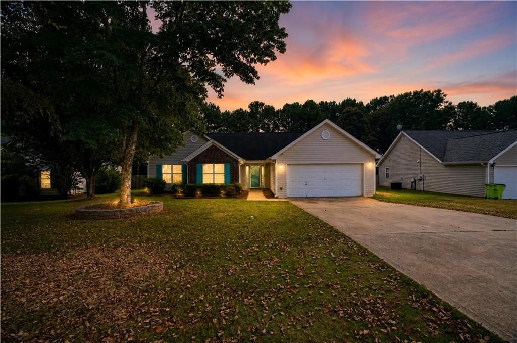 116 Goldleaf Drive, Hampton, GA 30228
