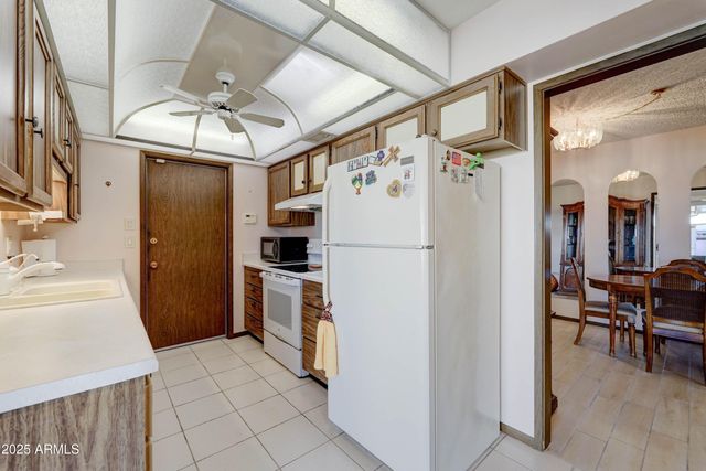 17651 N 99TH Drive, Sun City, AZ 85373