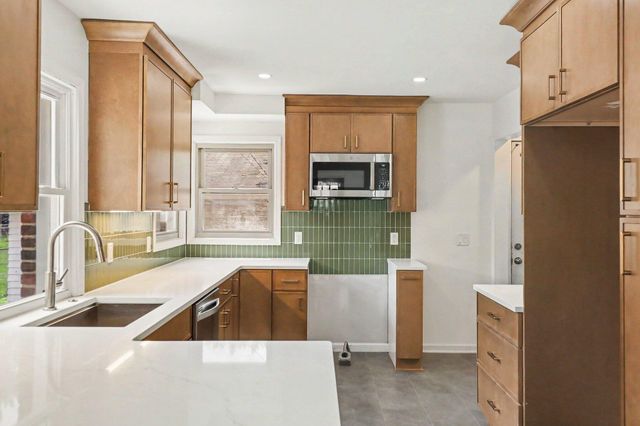 29687 Westfield Street, Livonia, MI 48150