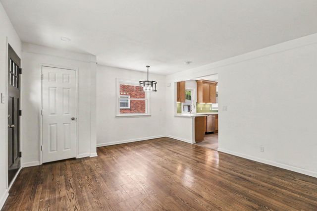 29687 Westfield Street, Livonia, MI 48150