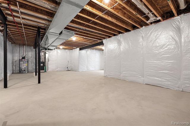 2348 Provencal Drive, Commerce Twp, MI 48382