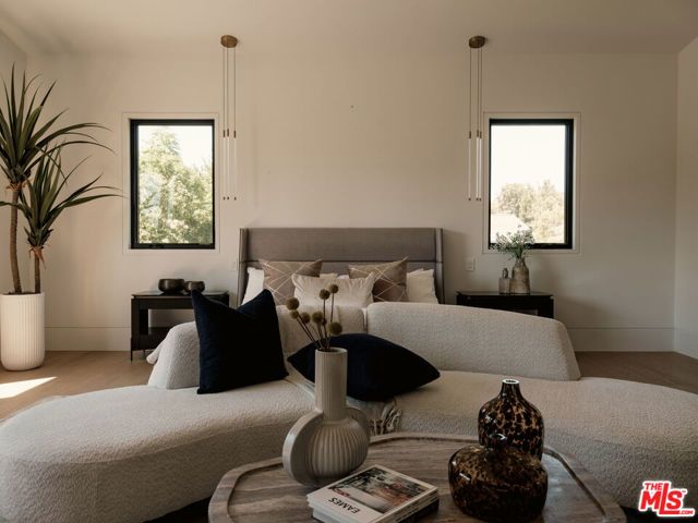 17228 Otsego Street, Encino (los Angeles), CA 91316