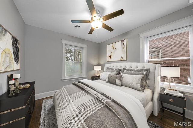 5744 Pershing Avenue, St Louis, MO 63112