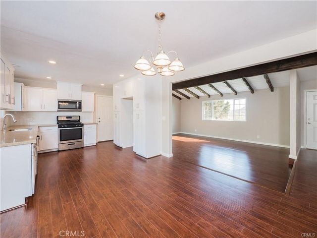 4061 Mount Rushmore, Norco, CA 92860