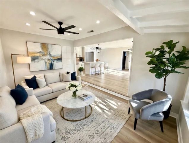 6929 Shoshone, Lake Balboa, CA 91406