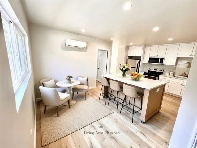 6929 Shoshone, Lake Balboa, CA 91406