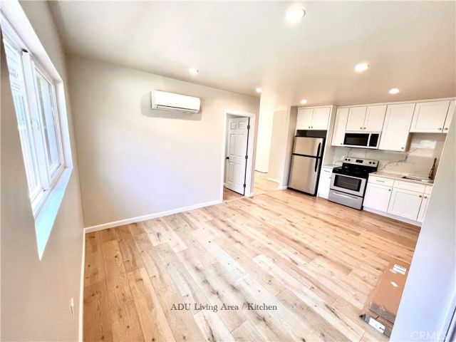 6929 Shoshone, Lake Balboa, CA 91406