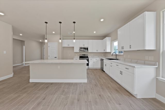 2707 Steepleridge Circle, Granbury, TX 76048