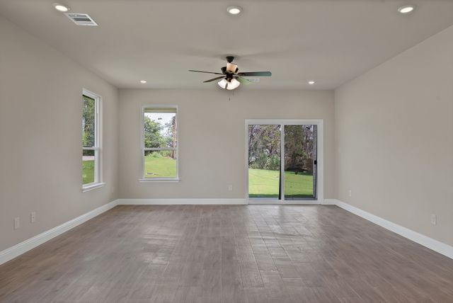 2707 Steepleridge Circle, Granbury, TX 76048