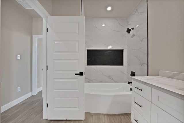 2707 Steepleridge Circle, Granbury, TX 76048