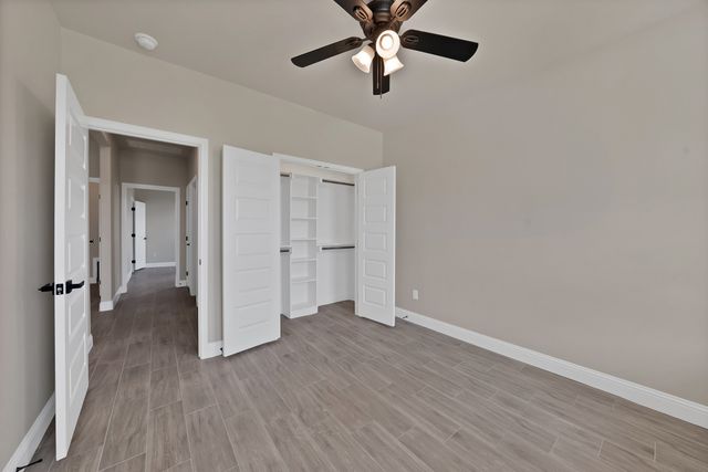 2707 Steepleridge Circle, Granbury, TX 76048