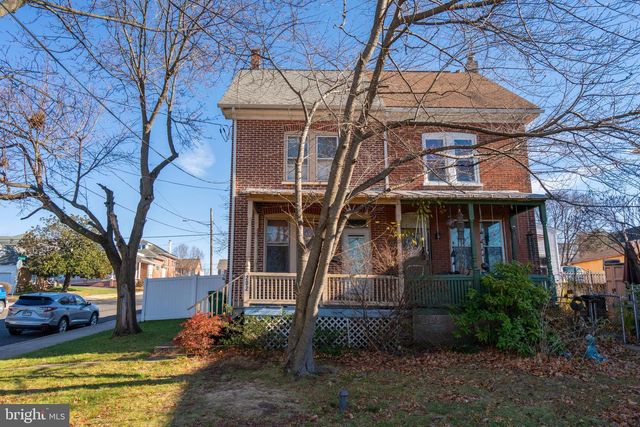 202 DOTTS ST, Pennsburg, PA 18073